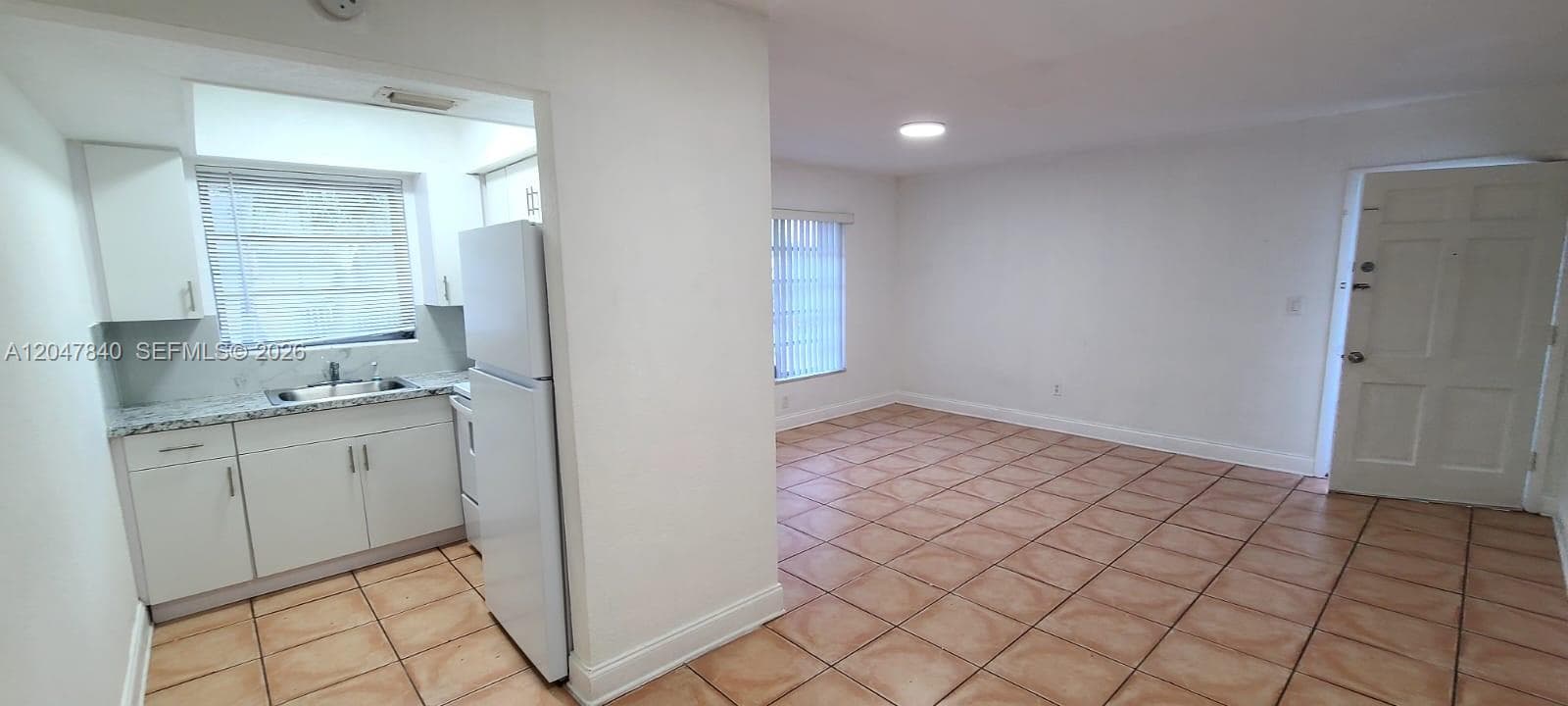 7851 Dunham Blvd # 12, Miami, FL 33138