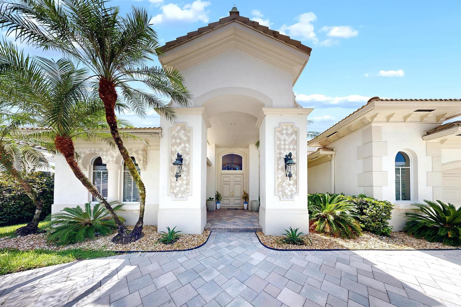 11065 Canary Island Court, Plantation FL 33324