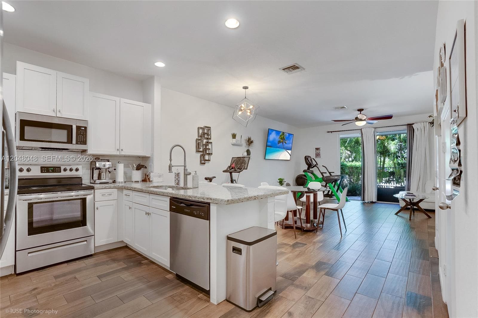 355 SE 1st Dr, Deerfield Beach FL 33441