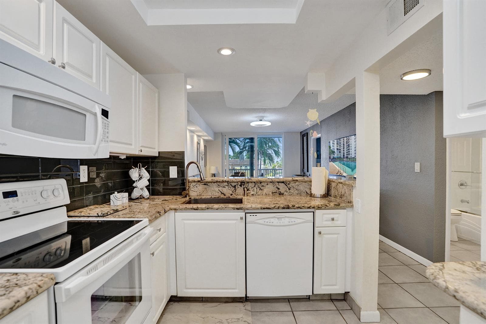 1391 S Ocean Boulevard, Pompano Beach, FL 33062