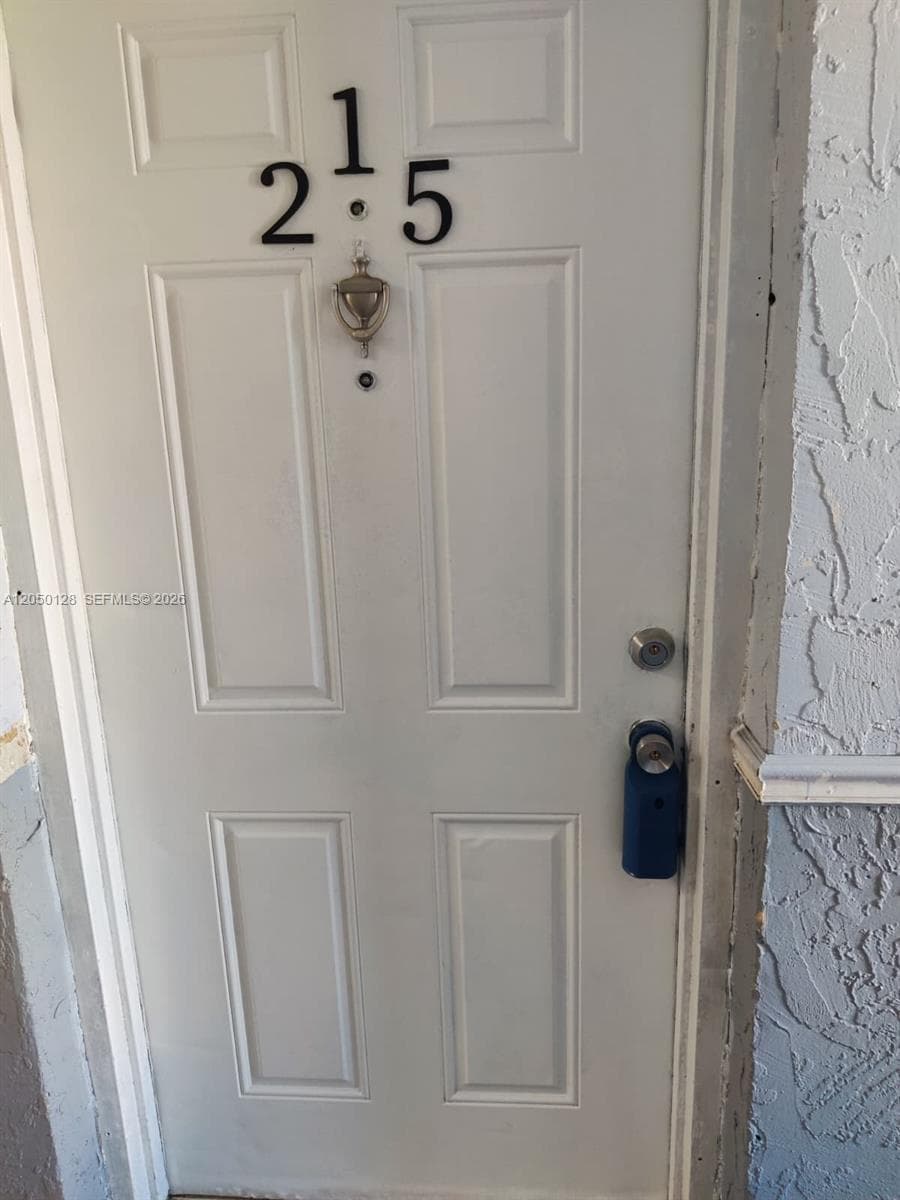 5705 W 20th Ave # 215, Hialeah FL 33012