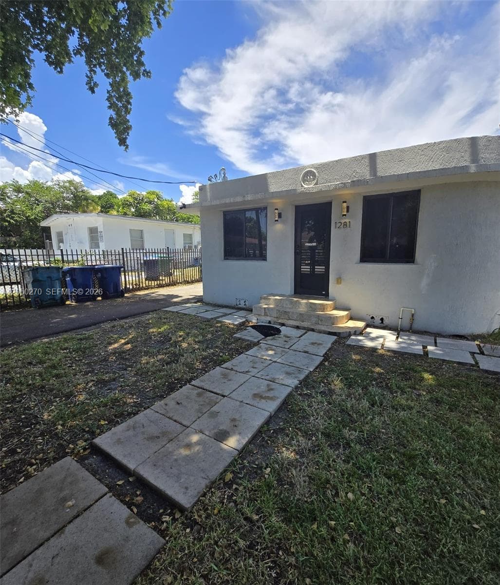 1281 NE 110th St # 1281, Miami, FL 33161