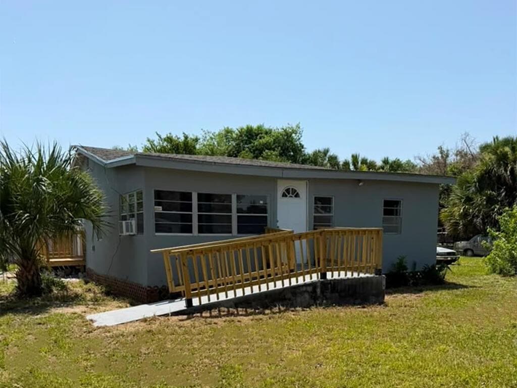 4250 29th Avenue # A, Vero Beach FL 32967