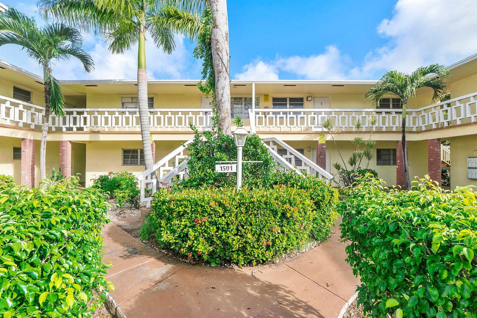 1501 Arthur Street # 9, Hollywood FL 33020