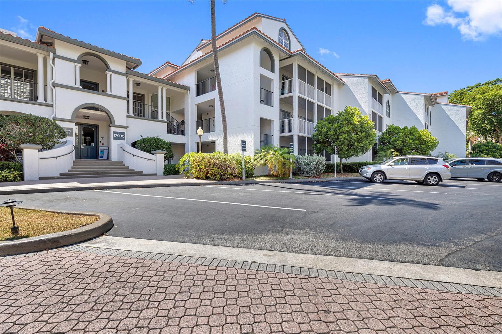 17900 NE 31st Court # 1303, Aventura FL 33160