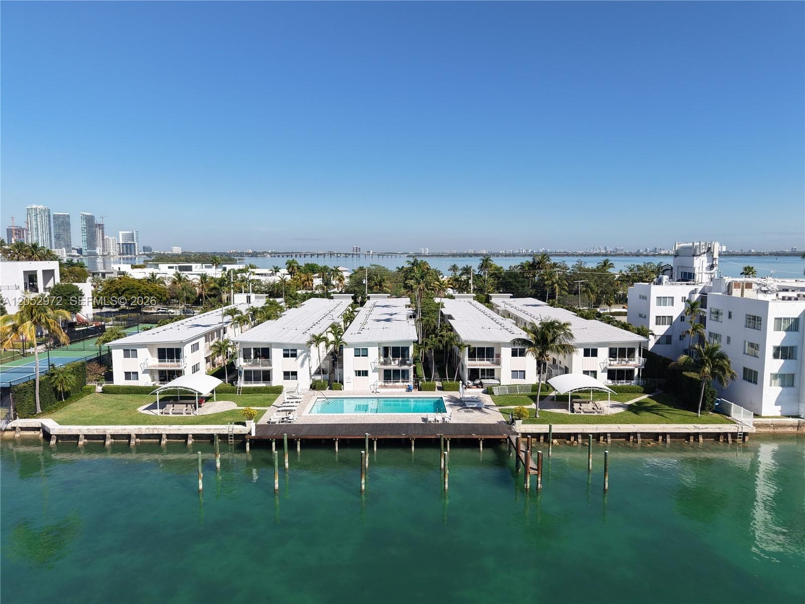 1100 Venetian Way # 2B, Miami FL 33139