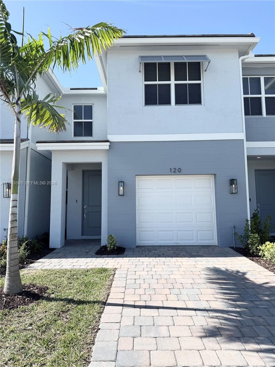 120 NE 13th Terrace # 120, Homestead FL 33033