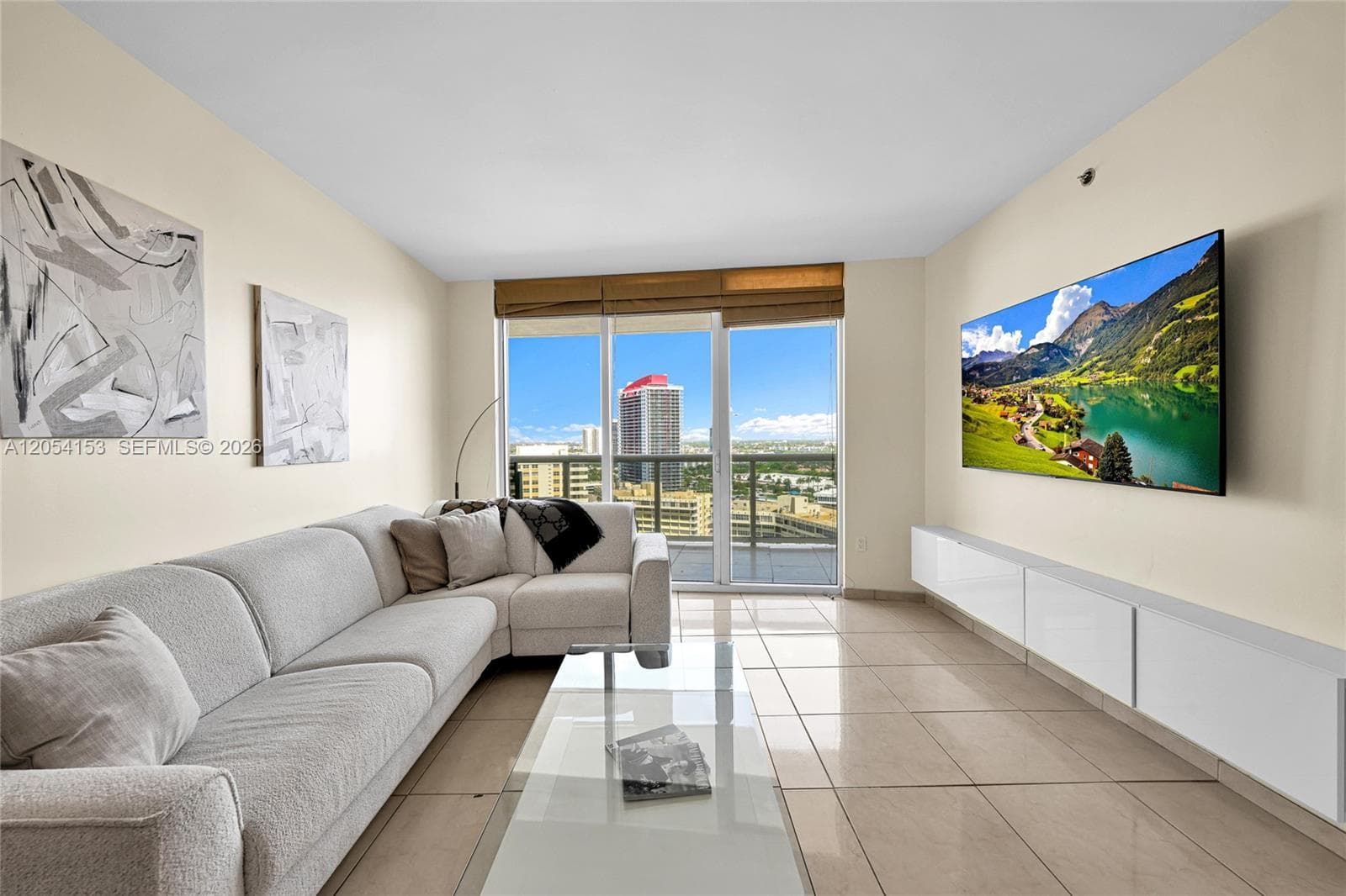 1850 S Ocean Dr # 2009, Hallandale Beach FL 33009