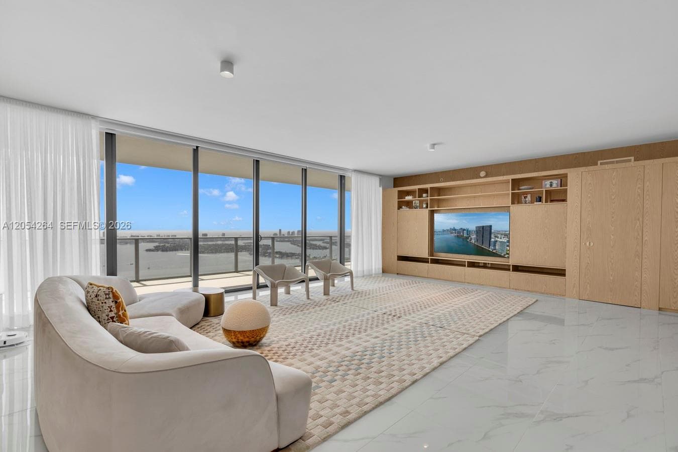 700 NE 24th St # 5502, Miami FL 33137