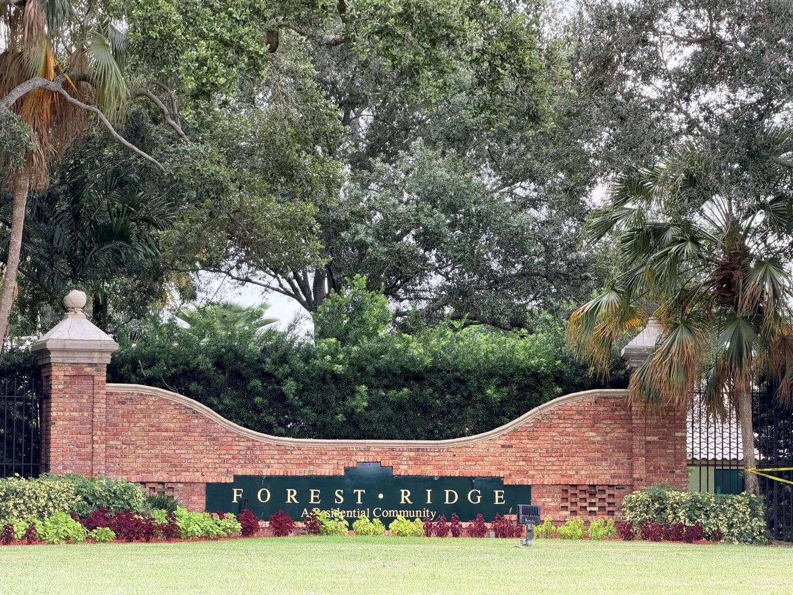 8870 Woodside Court, Davie FL 33328