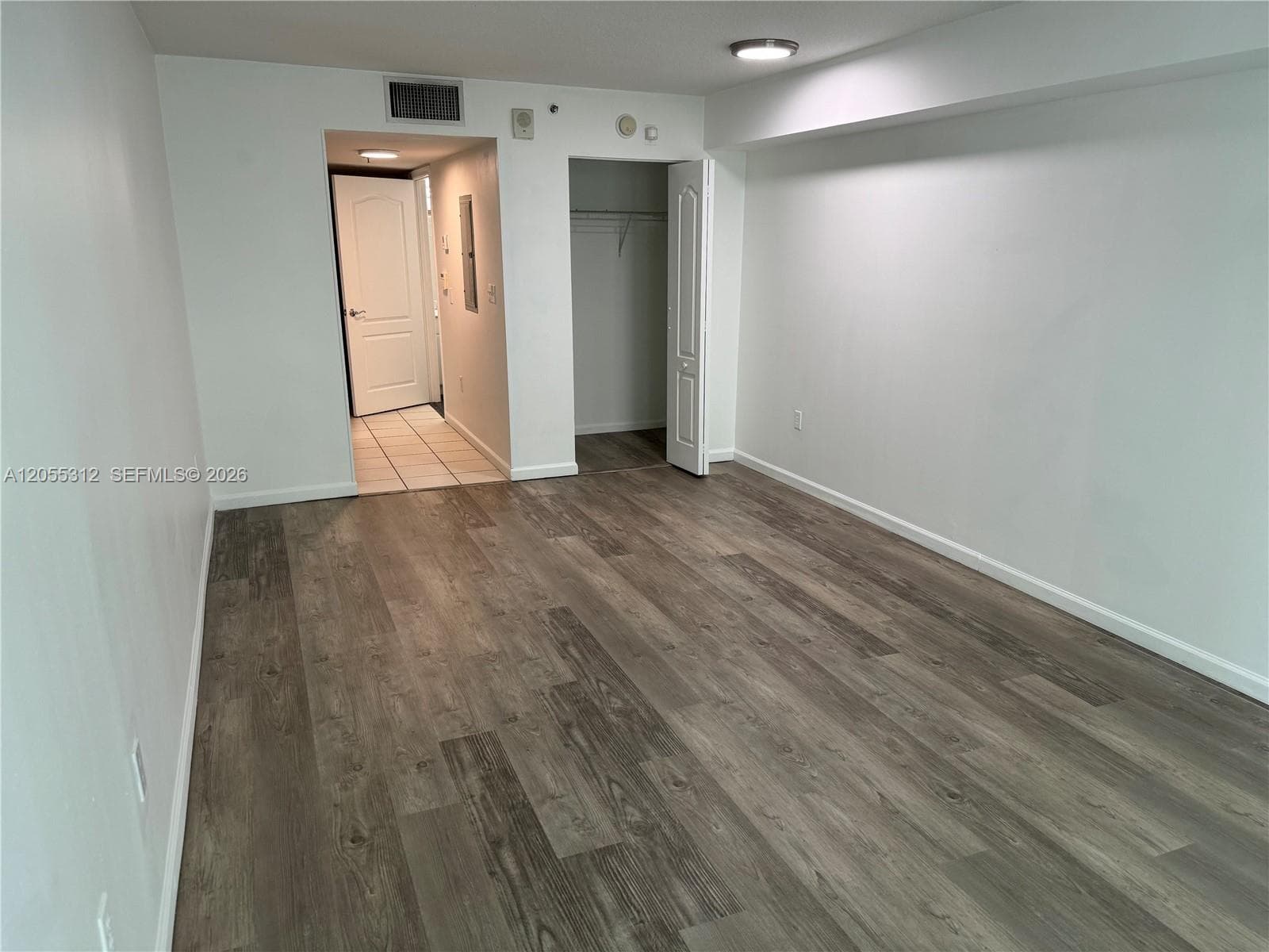 1200 Brickell Bay Dr # 2310, Miami FL 33131