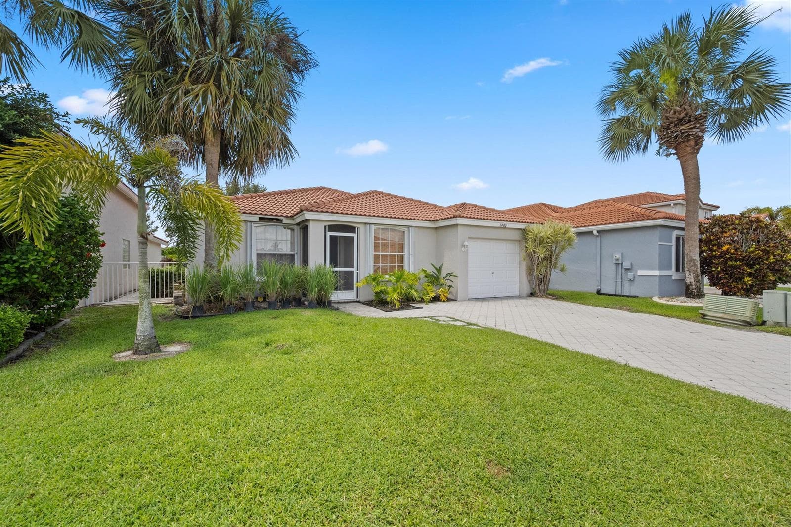 3800 Miramontes Circle, Wellington, FL 33414
