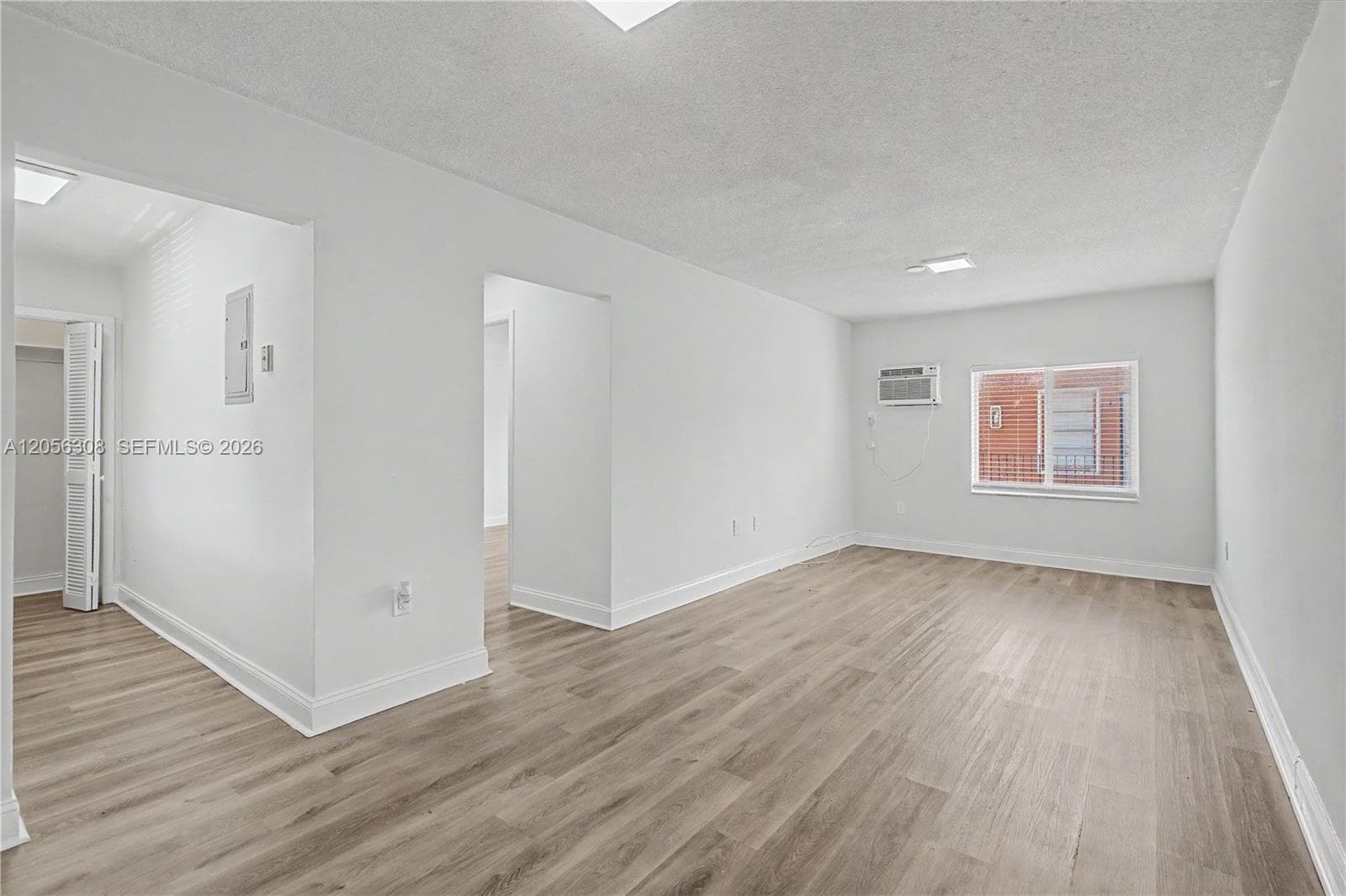 1245 SW 5th St # 5, Miami, FL 33135
