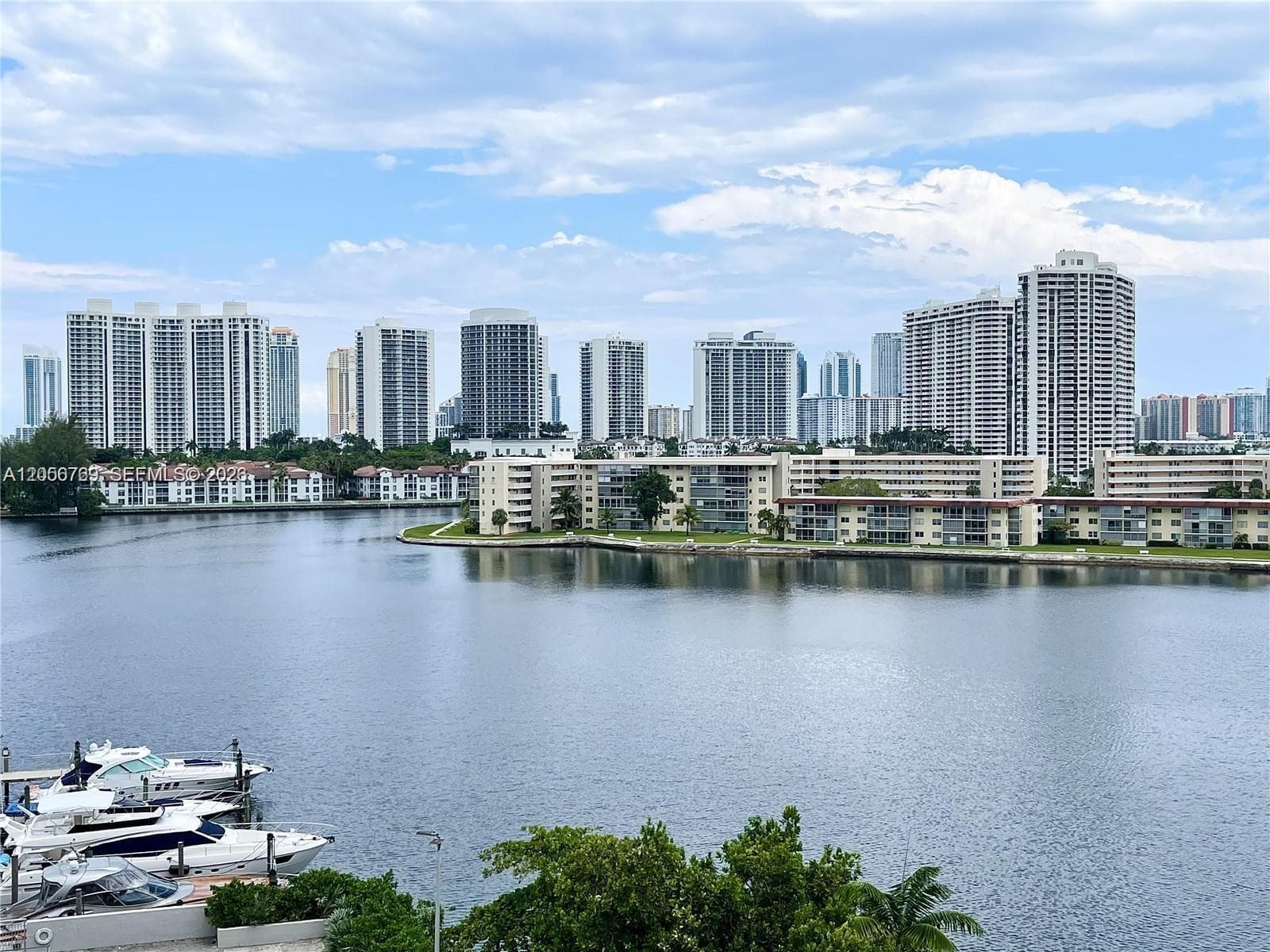 18041 Biscayne Blvd # 803, Aventura FL 33160