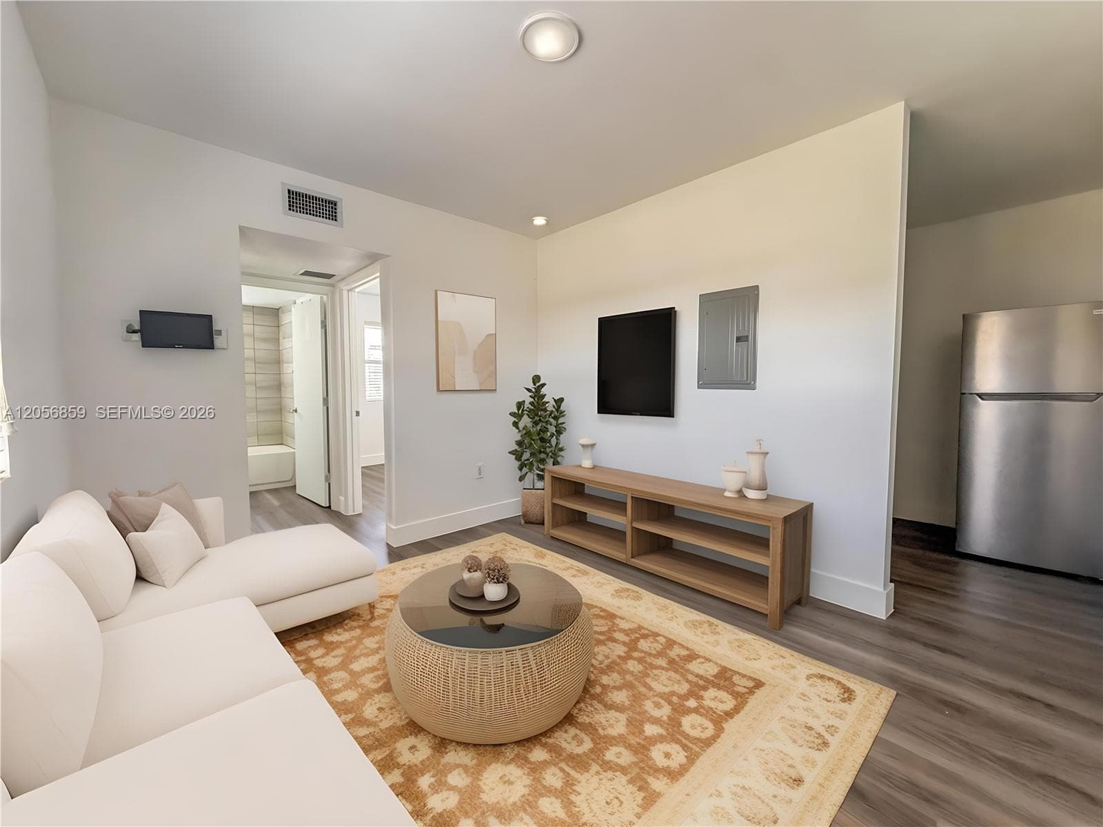 1710 NW 1st Ct # 3, Miami, FL 33136