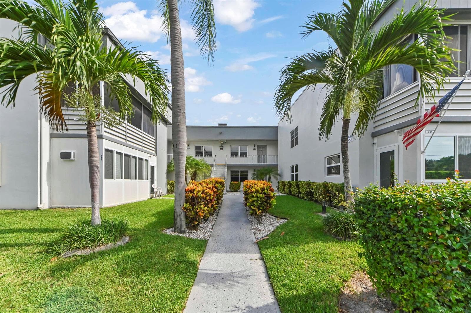 548 Capri L, Delray Beach FL 33484
