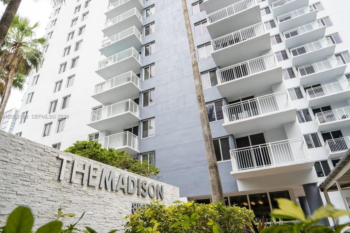 800 N Miami Ave # E-1610, Miami, FL 33136