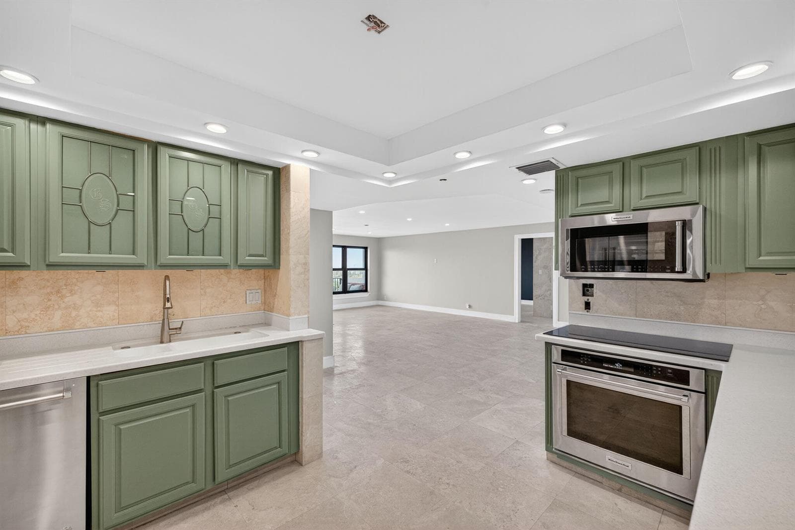 3200 Port Royale Drive N # 1205, Fort Lauderdale FL 33308