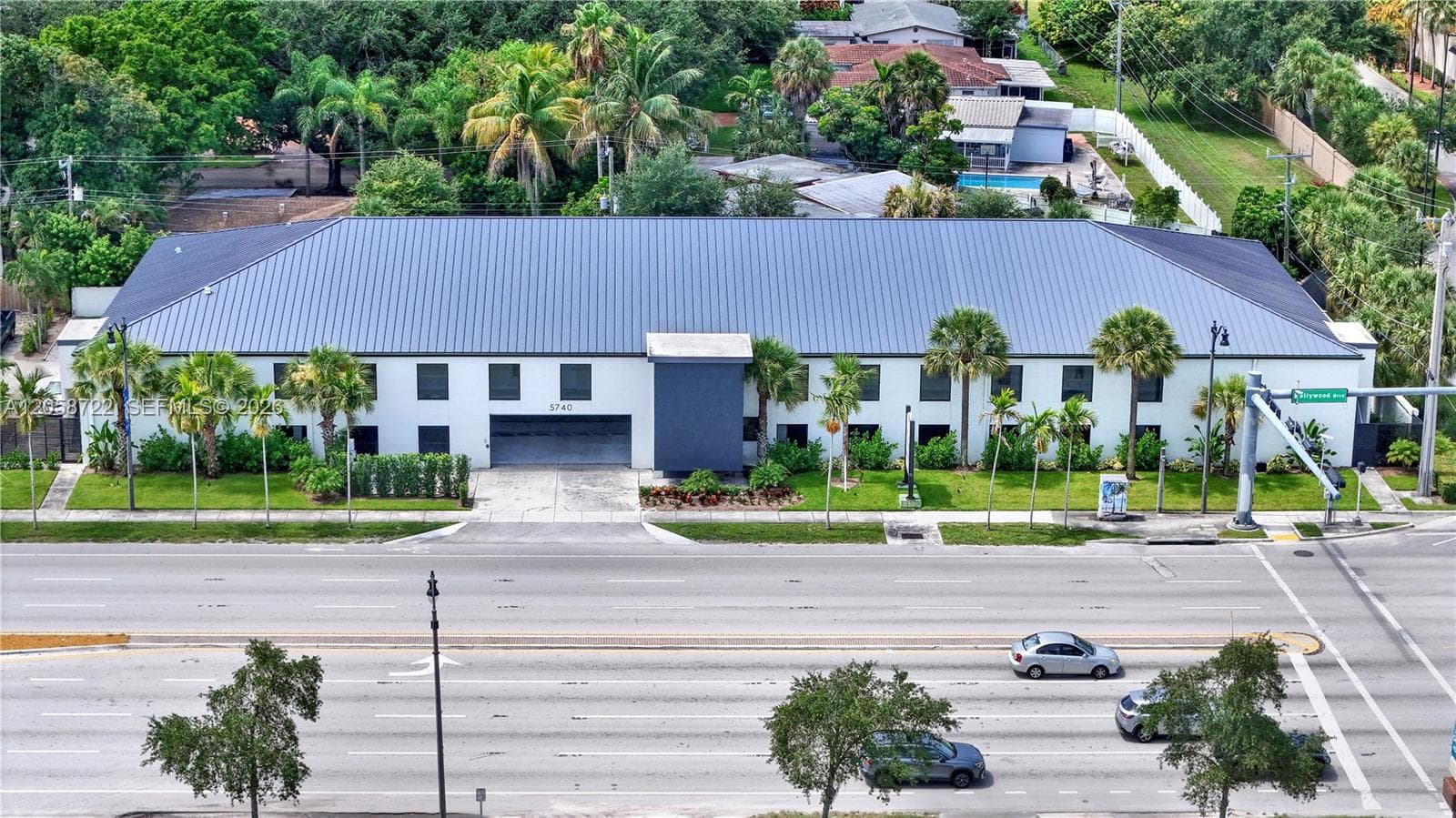 5740 Hollywood Blvd, Hollywood FL 33021