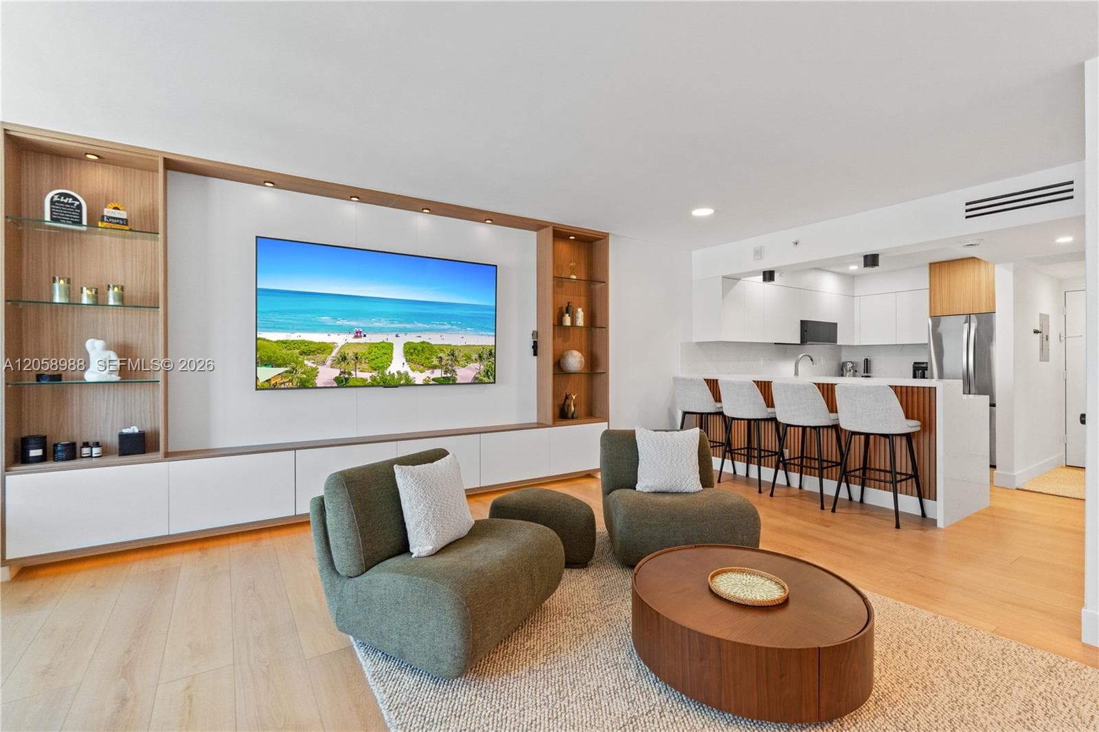 2501 S Ocean Dr # 1403, Hollywood FL 33019