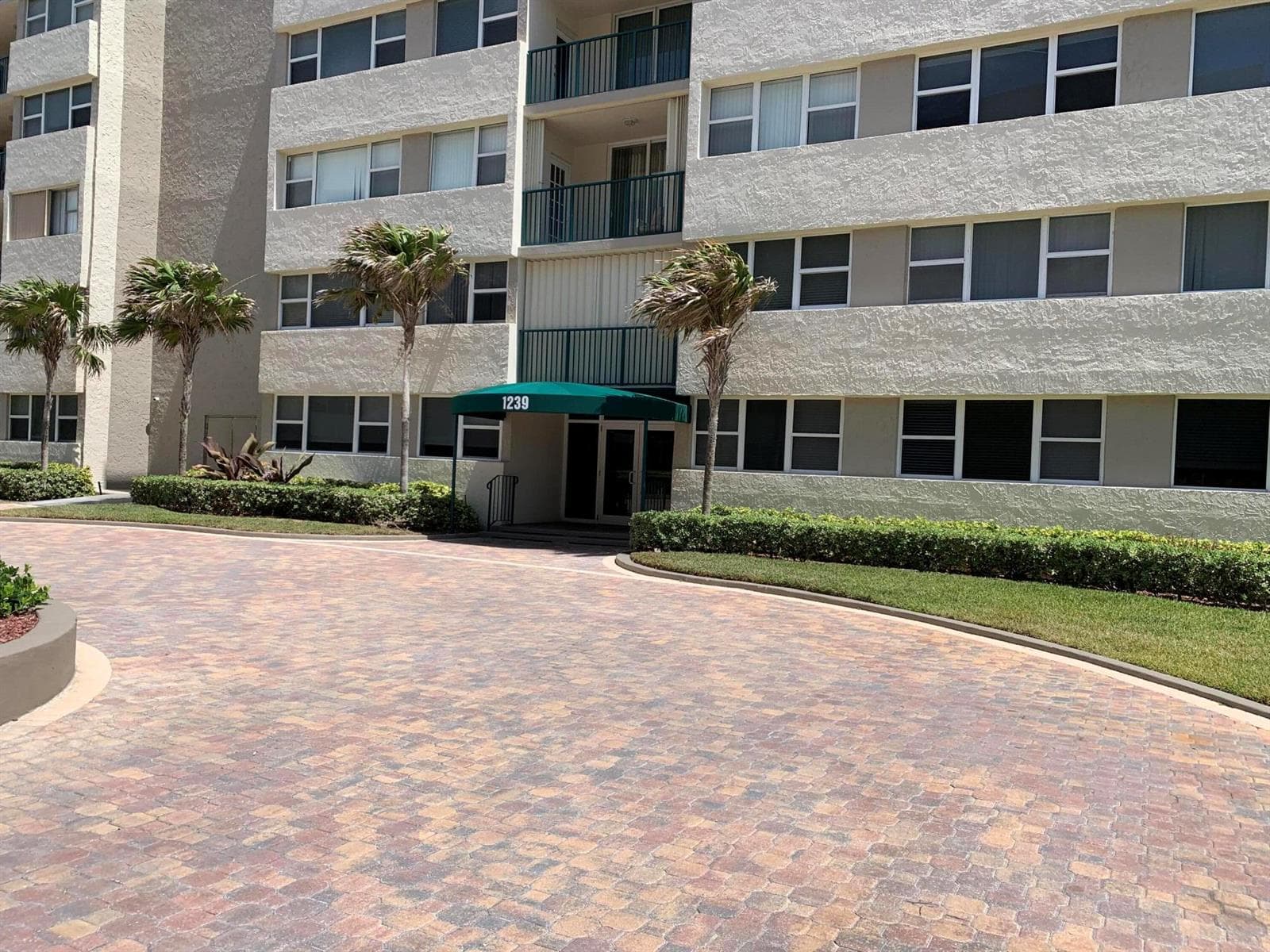 1237 S HILLSBORO MILE N # 601, Hillsboro Beach FL 33062