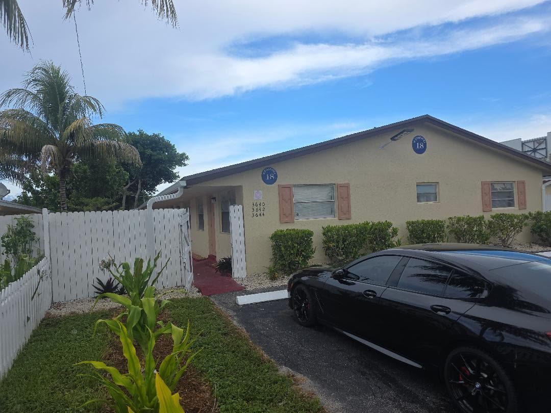 3640 NE 1st Avenue # 2, Oakland Park FL 33334