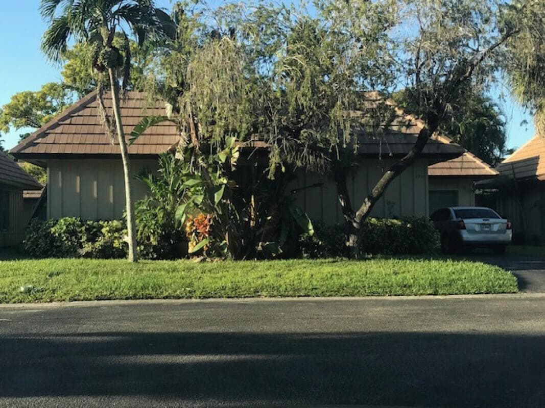 1950 Coquina Way, Coral Springs FL 33071