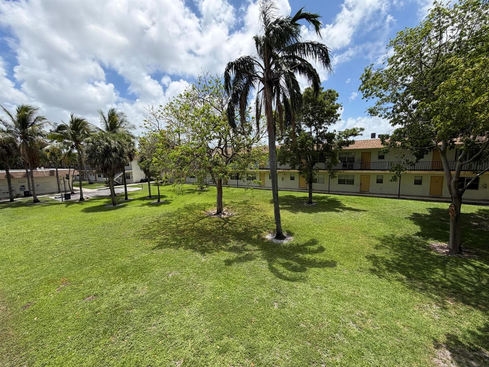 4160 NW 21st Street # 220-E, Lauderhill FL 33313