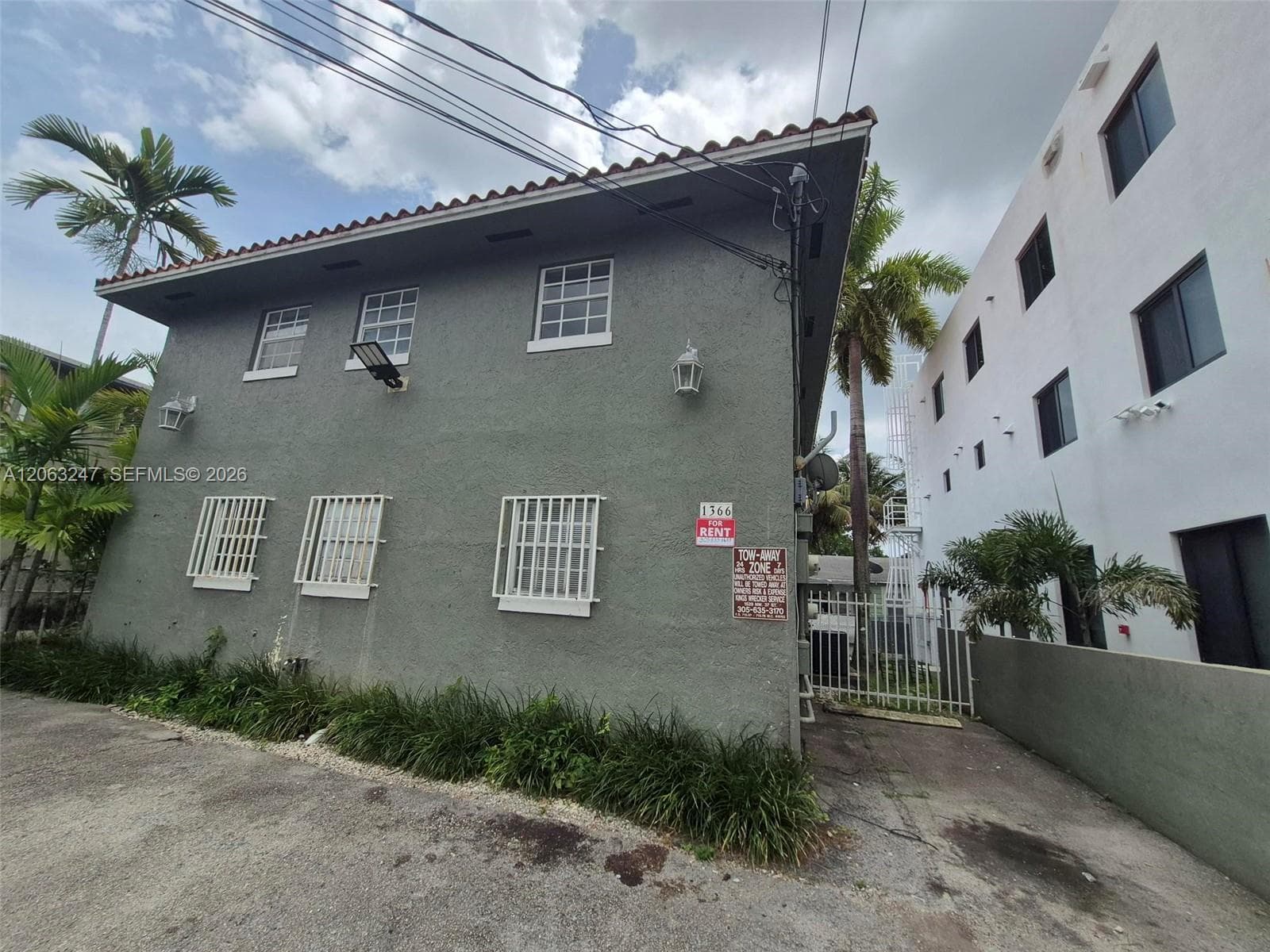 1366 SW 4th St # 3, Miami, FL 33135