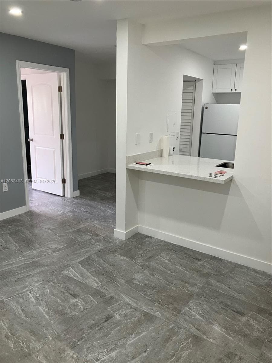 8305 SW 72nd Ave # 109A, Miami, FL 33143