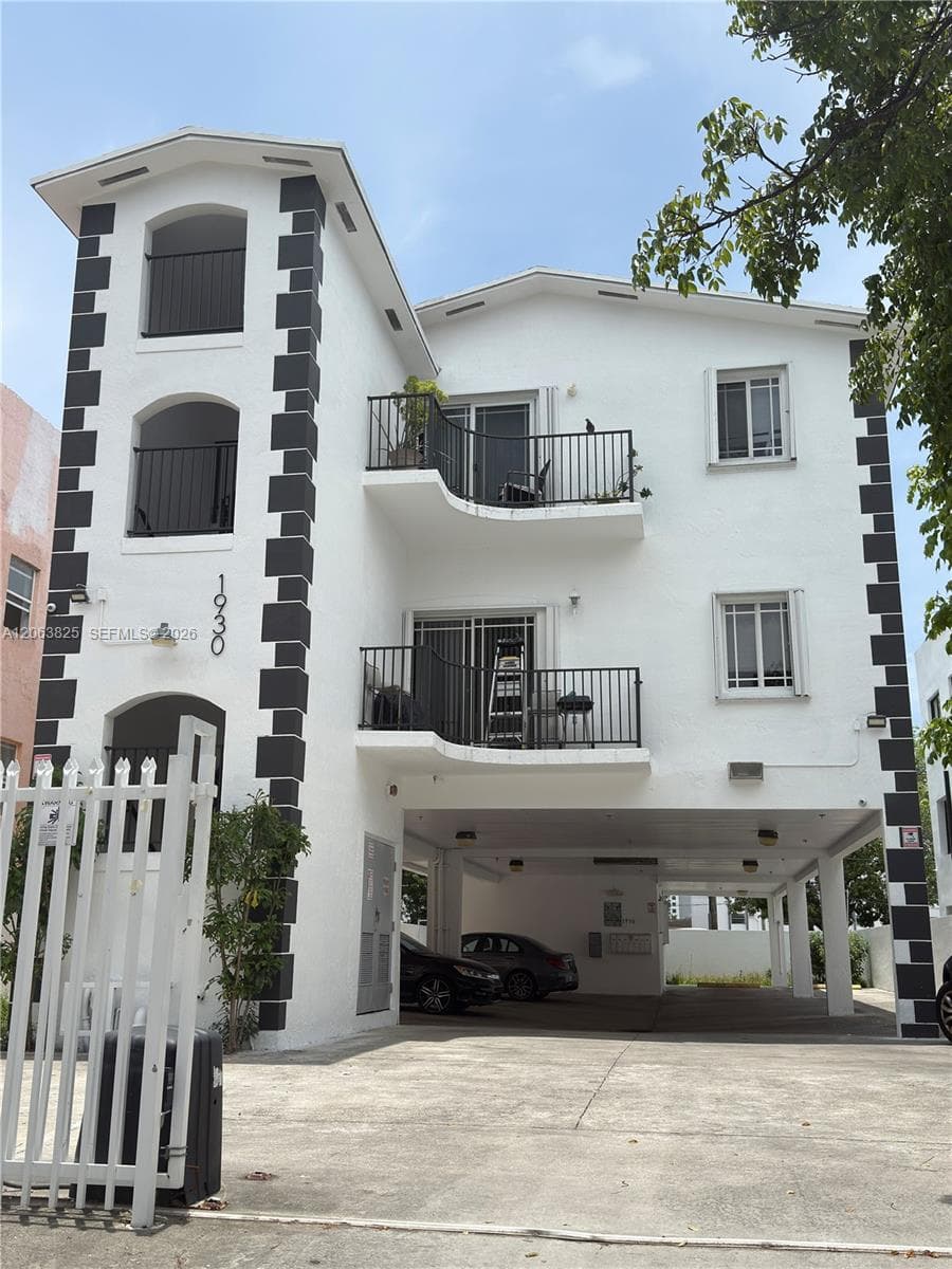 1930 SW 2nd St # 3, Miami, FL 33135