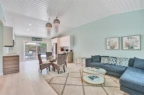 2516 NE 12TH Street # 2, Fort Lauderdale FL 33304