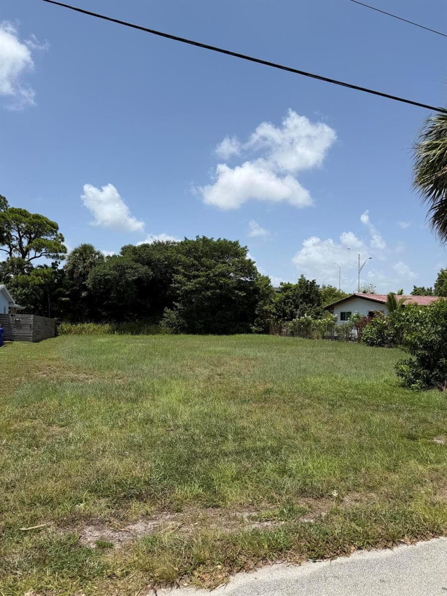 443 SW 20TH Avenue, Fort Lauderdale FL 33312