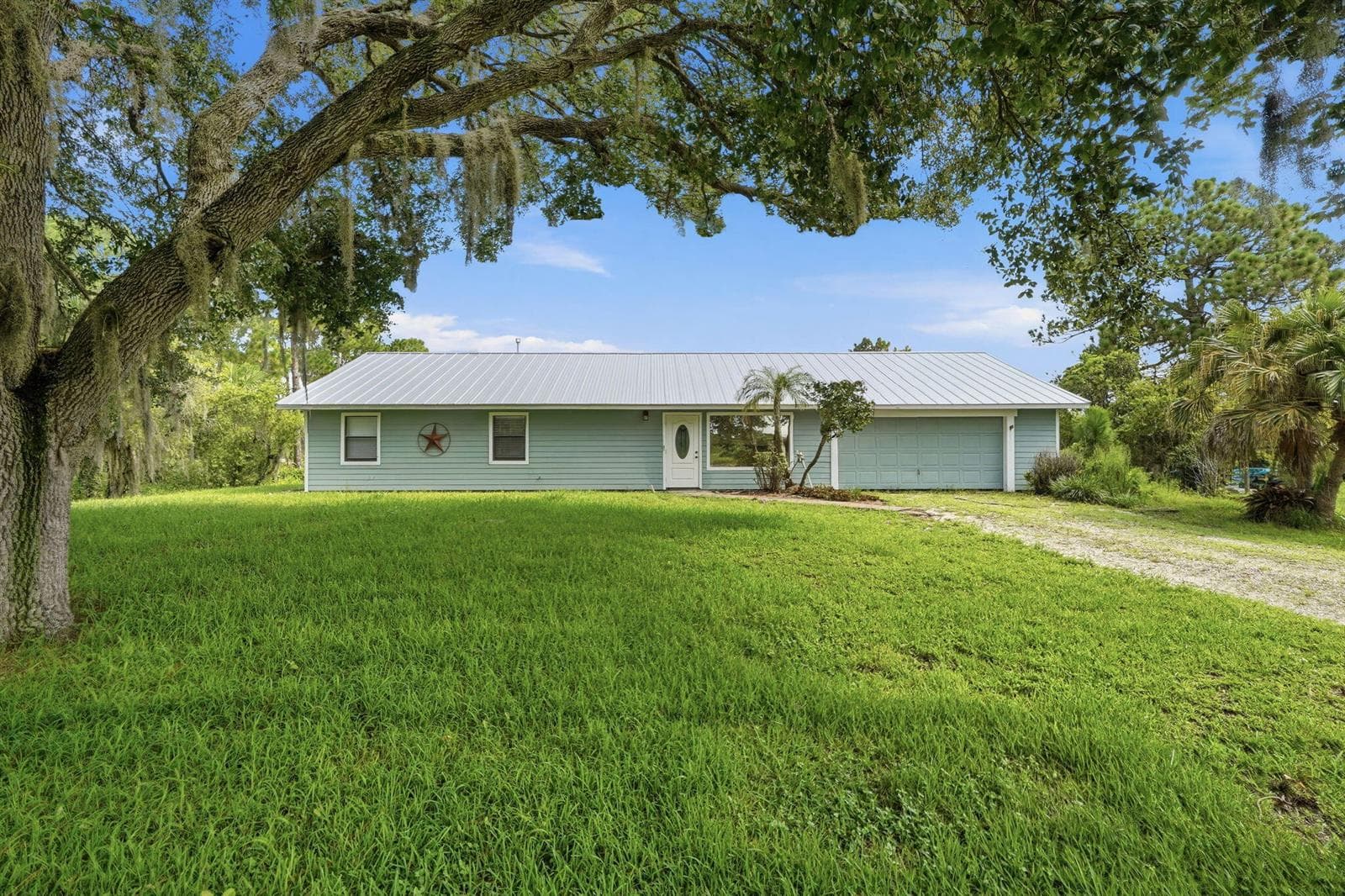 7980 21ST Street SW, Vero Beach FL 32968