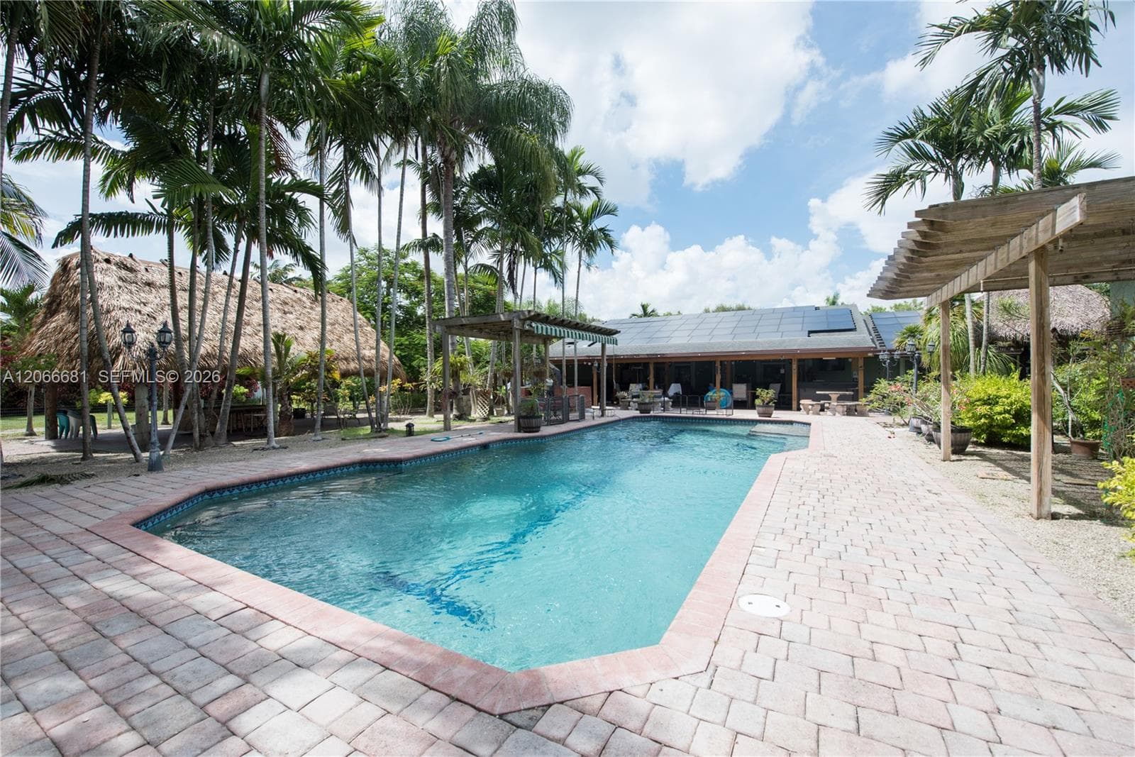 15720 SW 258th St, Homestead, FL 33031