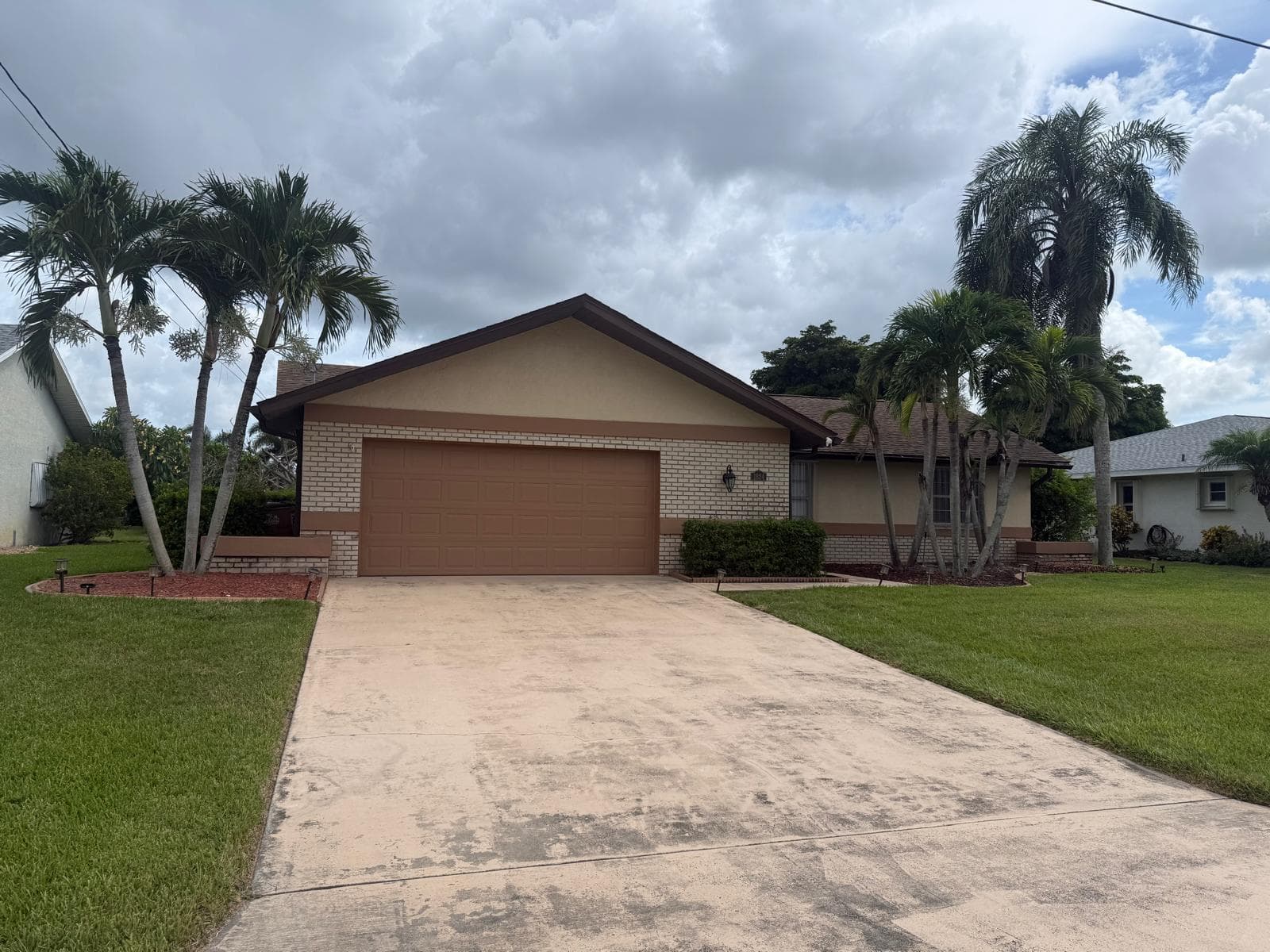 1824 SE 1ST Terrace, Cape Coral FL 33990