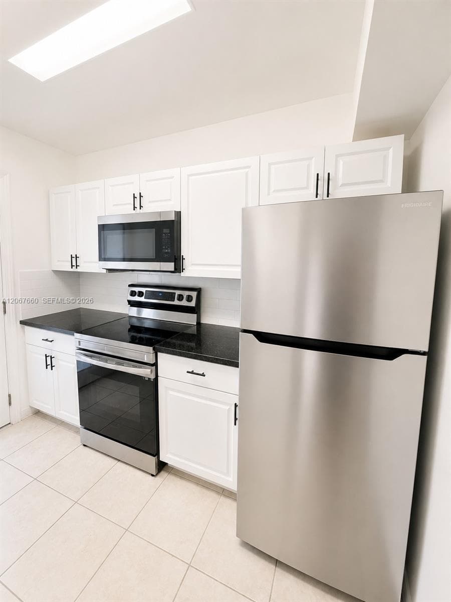500 E Country Club Cir # 4, Plantation FL 33317