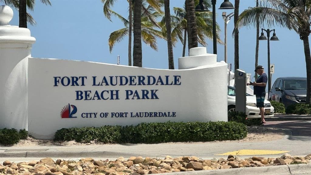 625 ANTIOCH Avenue # 302, Fort Lauderdale FL 33304