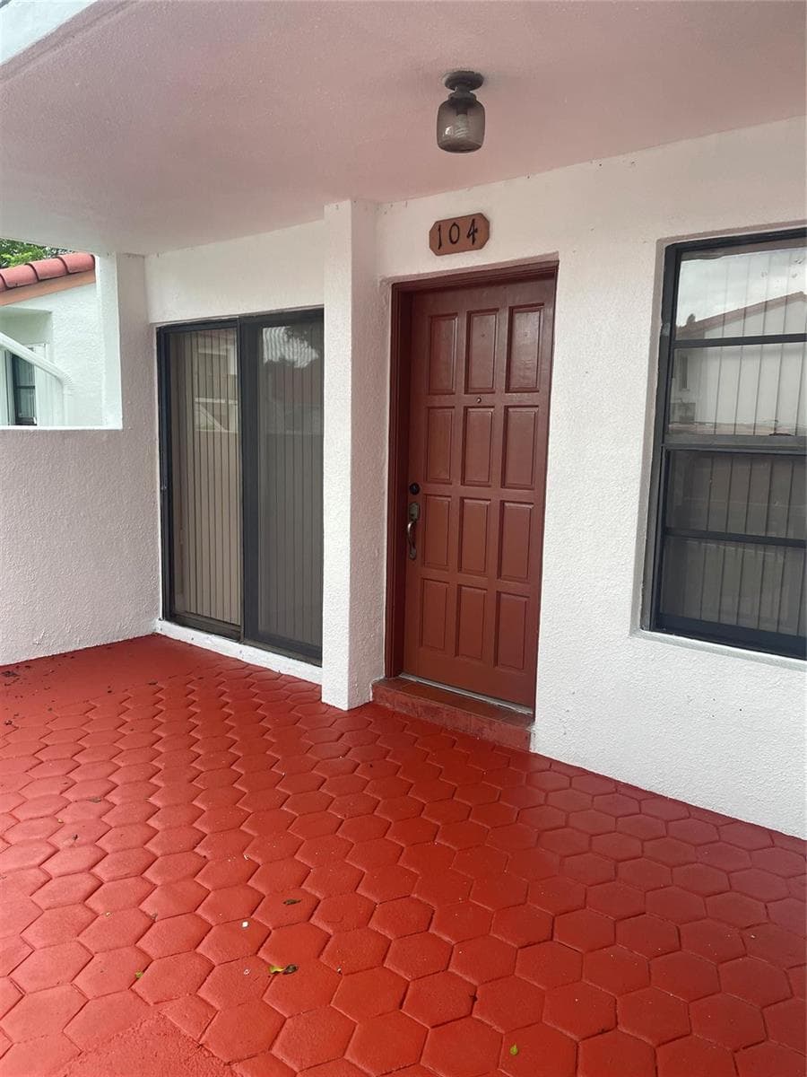 7520 SW 153rd Place, Miami FL 33193