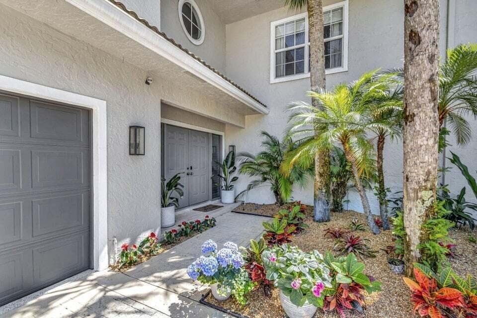 11839 PEBBLEWOOD Drive, Wellington FL 33414