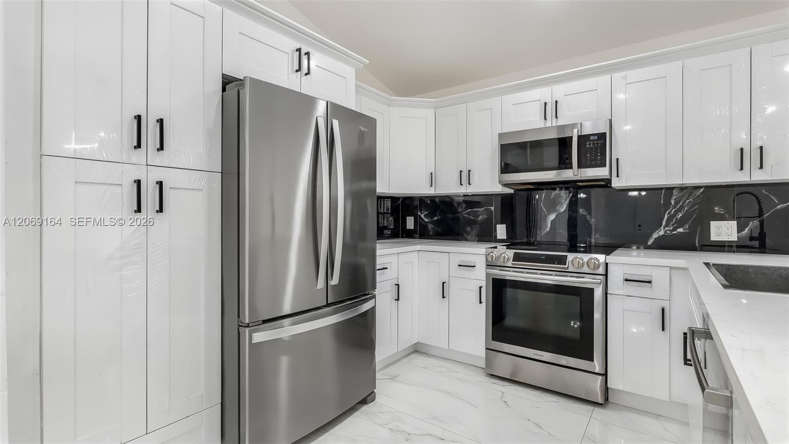 2421 SW 84th Ter, Miramar FL 33025