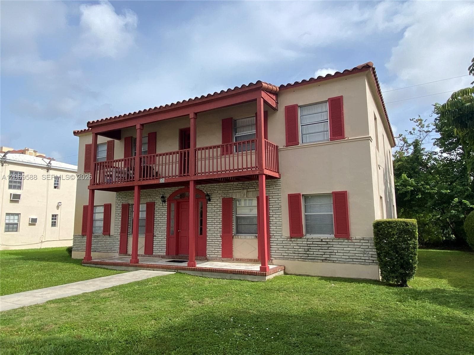 33 Madeira Ave # 3, Coral Gables FL 33134
