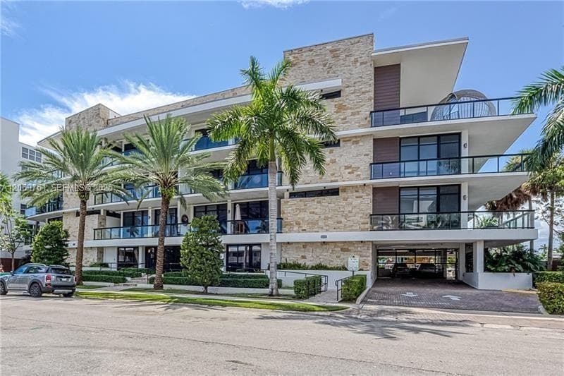 161 Isle Of Venice Dr # 202, Fort Lauderdale FL 33301