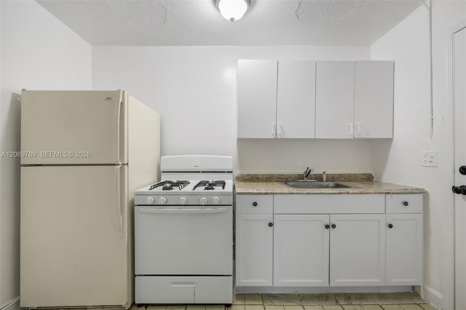 126 SW 18th Ave # 4, Miami, FL 33135