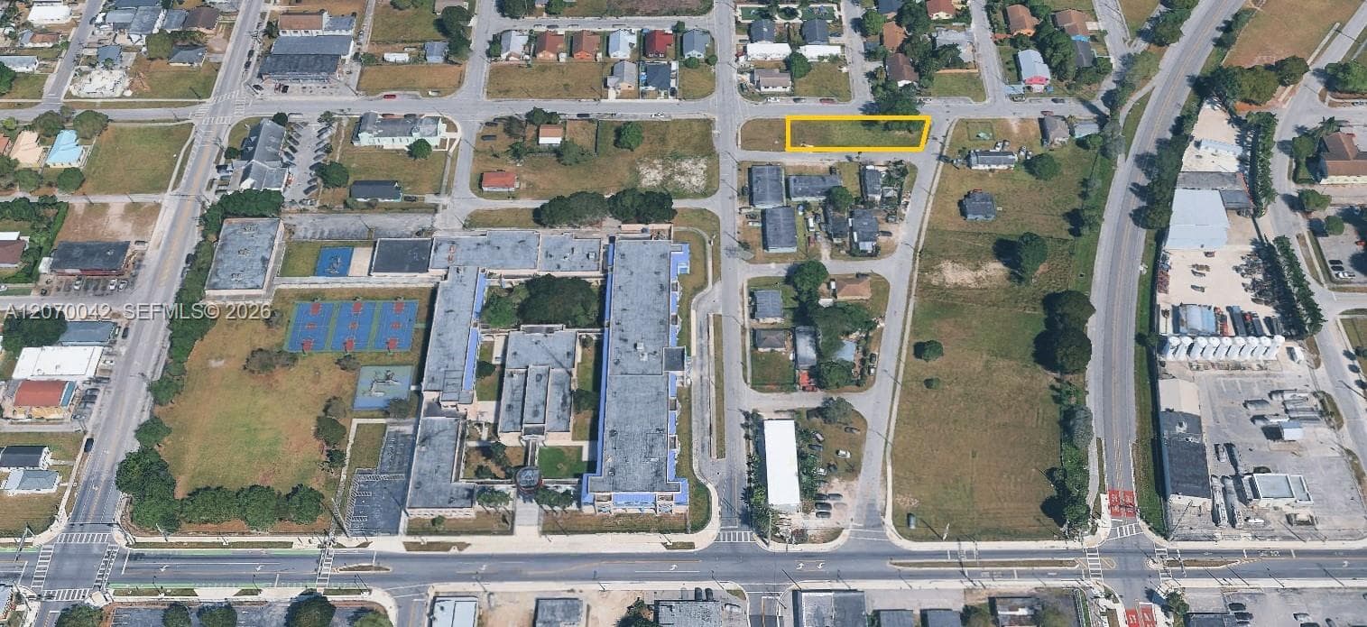 321 SW 6 street, Homestead FL 33030