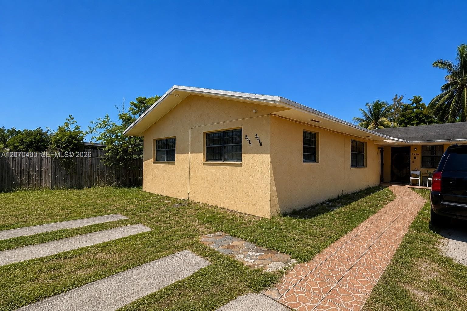 2484 NW 101st St # 2484, Miami, FL 33147