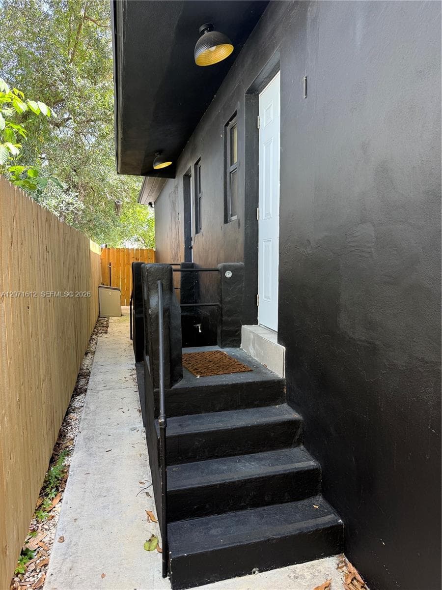 3 NE 70TH ST # 1, Miami, FL 33138