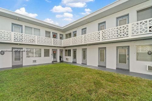 12655 NE 16th Ave # 16, North Miami, FL 33161