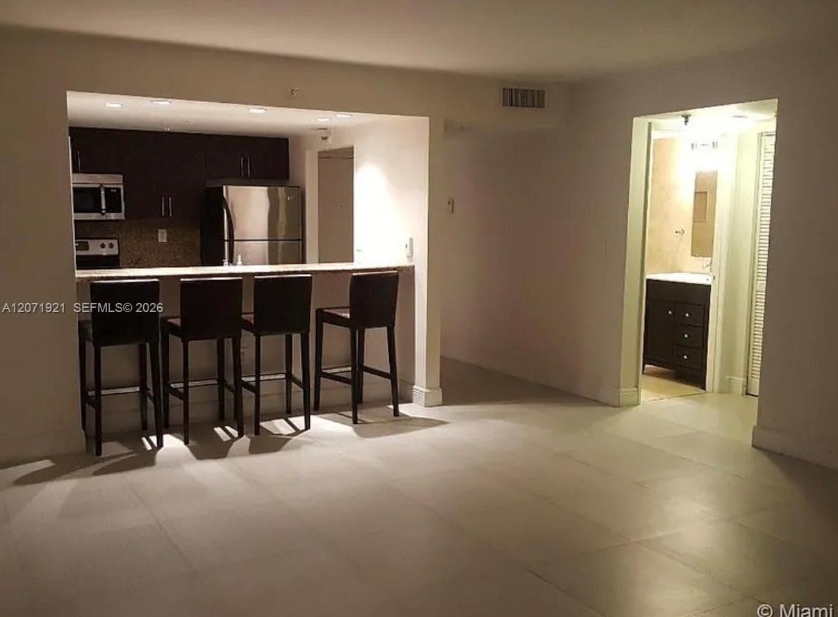 850 N Miami Ave # W-2205, Miami, FL 33136