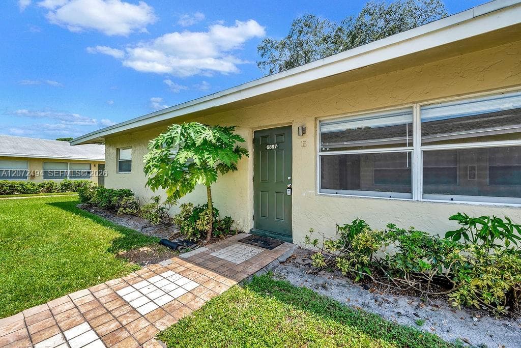 622 Kathy Ct, Margate FL 33068